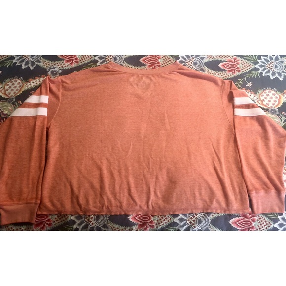 Women’s Crop Long Sleeve “West Coast” Thermal Top - Picture 3 of 3